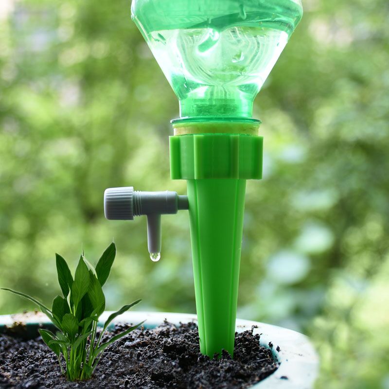 Automatic Plant Waterer - Sistema de riego por goteo automático